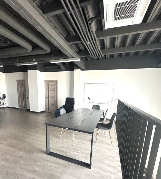 **Дворівневий Офіс 150 кв.м в Новому БЦ