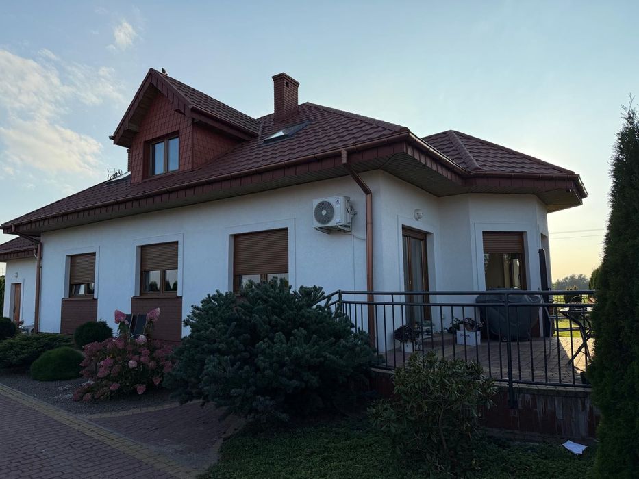Dom Zadębie Średnie 12