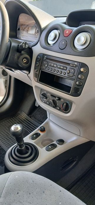 Vendo Citroen c3 . 1.1