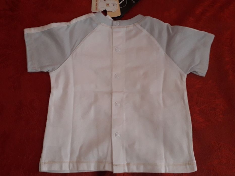 T' shirt nova 6/9 meses 74 cms