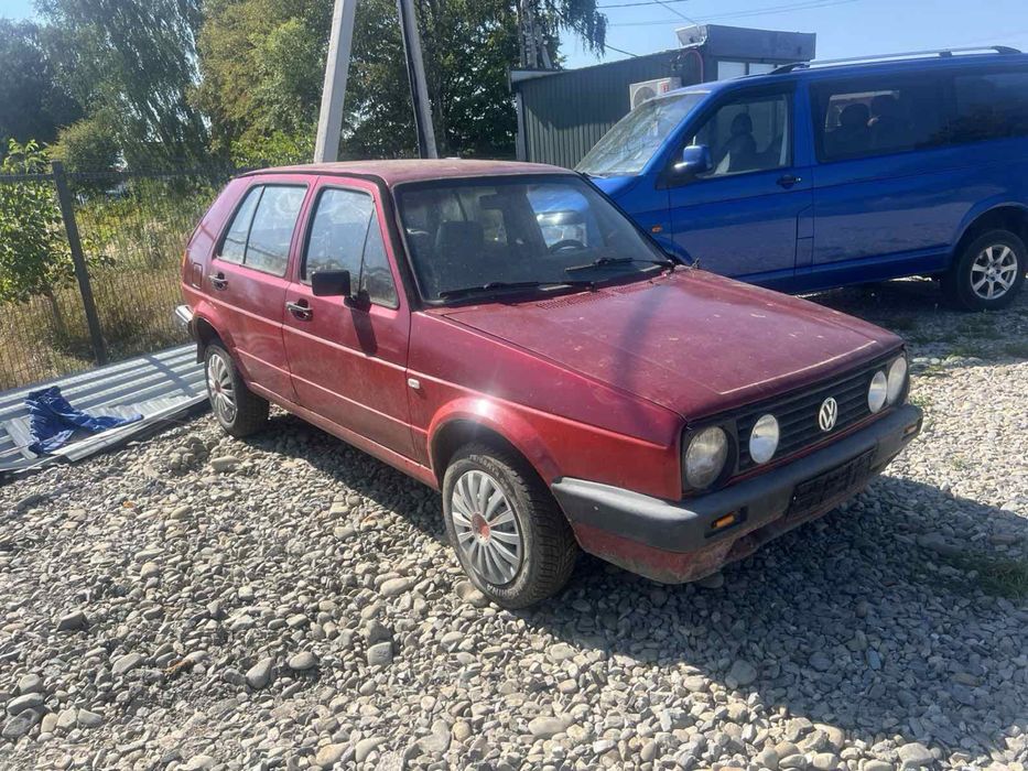 Фольцваген Гольф 2  1.6 бензин