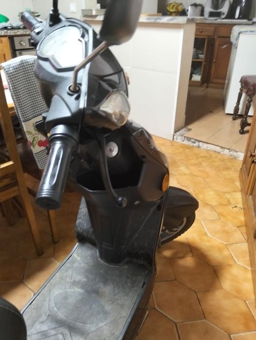 Veiculo eletrico Neo Volt 60V 250W