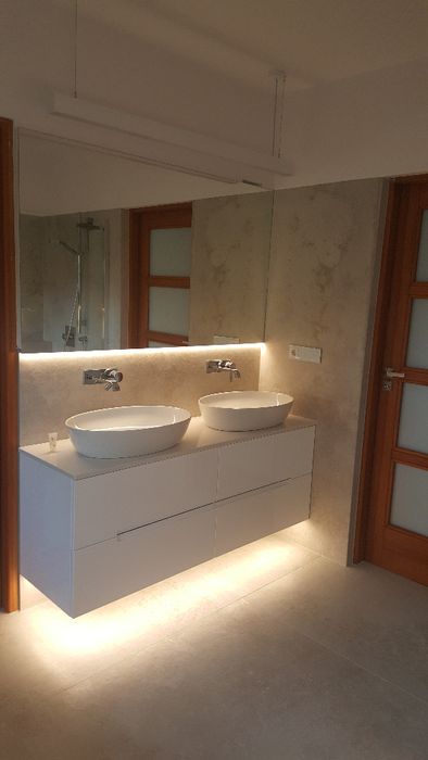 Szafka łazienkowa pod umywalkę na wymiar z podświetlenie LED - Wrocław