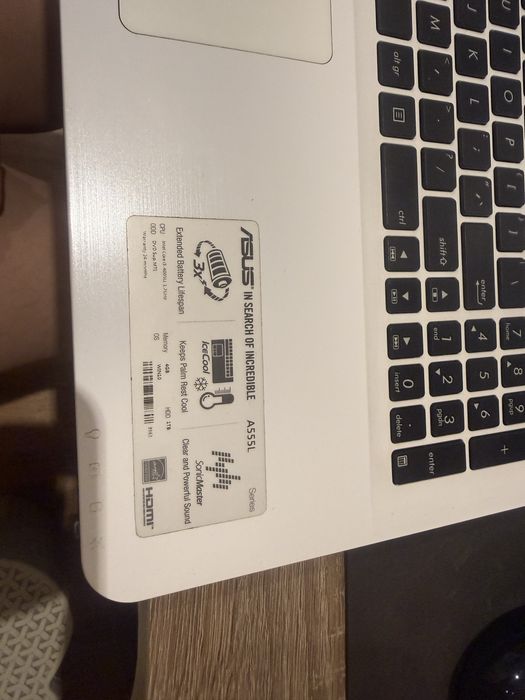 Laptop ASUS A555L i3 4GB RAM 1TB HDD + ładowarka