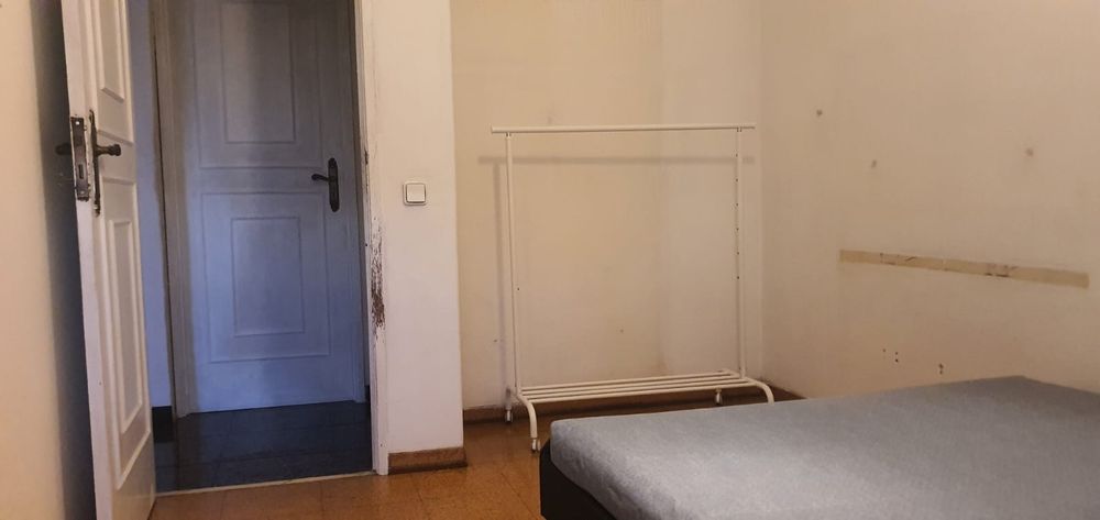 Dois Quartos disponível foros de amora