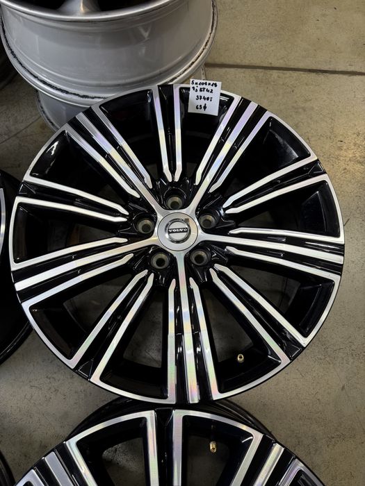 Felgi aluminiowe 5x108x18 8J ET42 VOLVO FORD