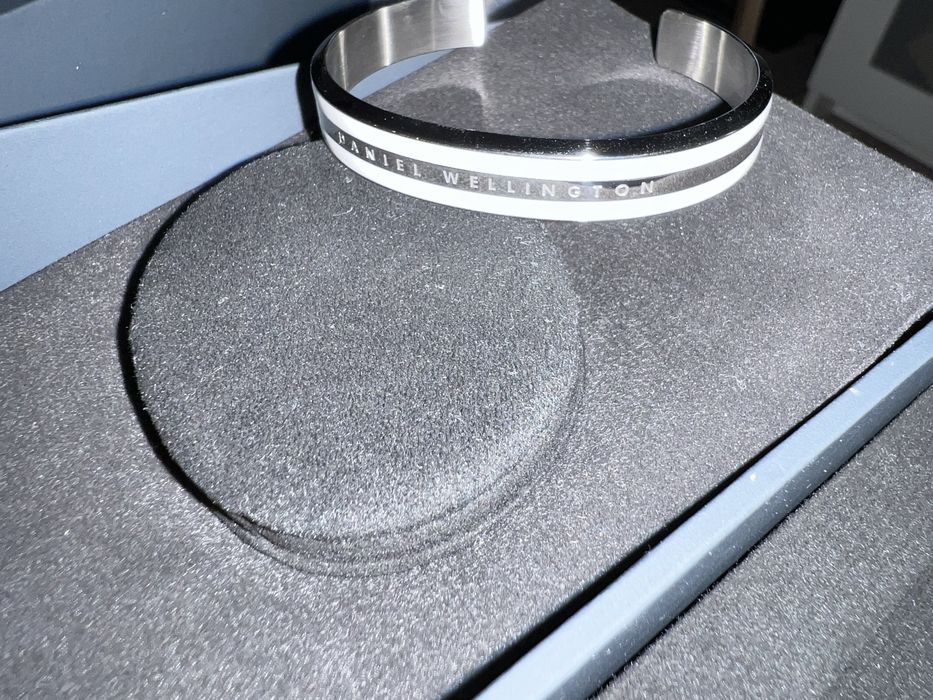 Zestaw Daniel Wellington, zegarek damski Reading 36 mm i bransoletka.