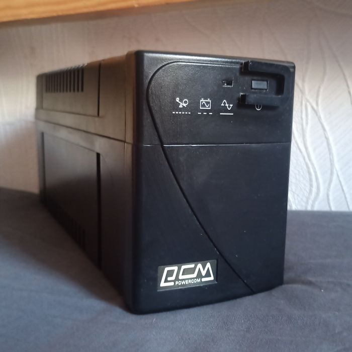 ИБП Powercom с аккумулятором