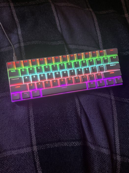 Игровая механическая клавиатура T-WOLF T60 (60%, RGB, Type-C)