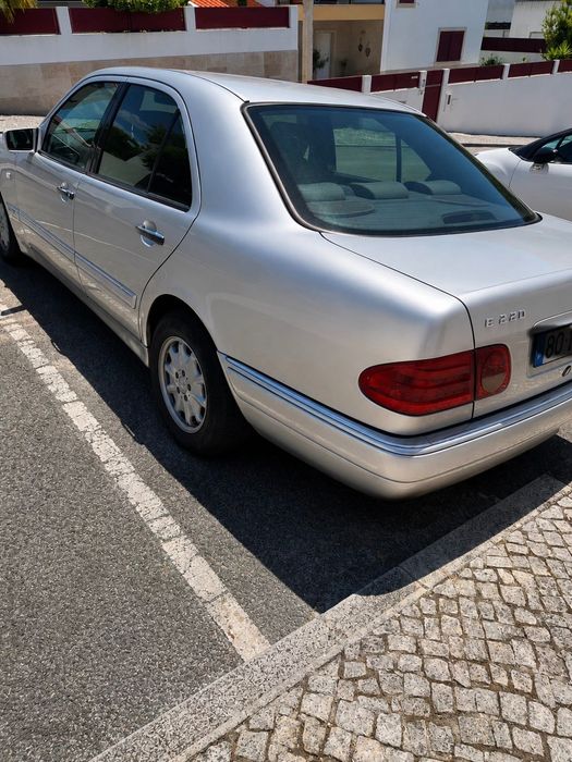 Mercedes-Benz E220 CDI Elegance – 1999 – 5000€