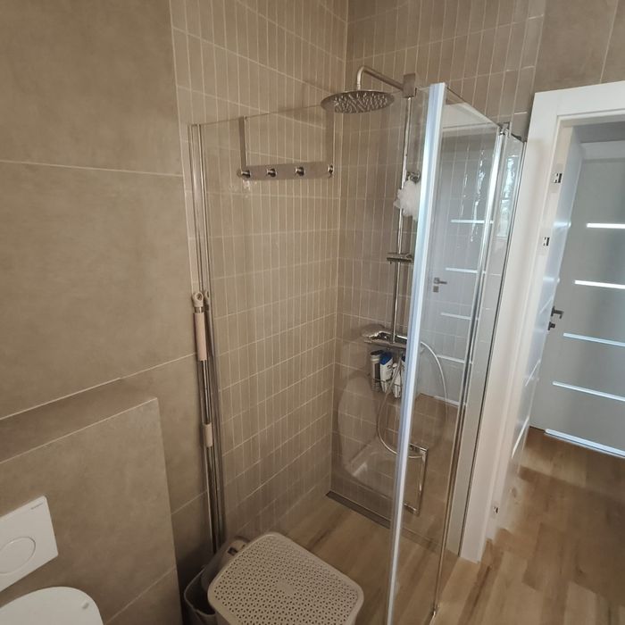 Usługi remontowe , wykończenia wnętrz.