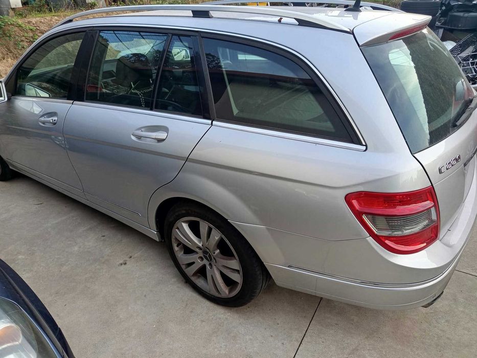 Mercedes Benz CDI 2.2 foto 4