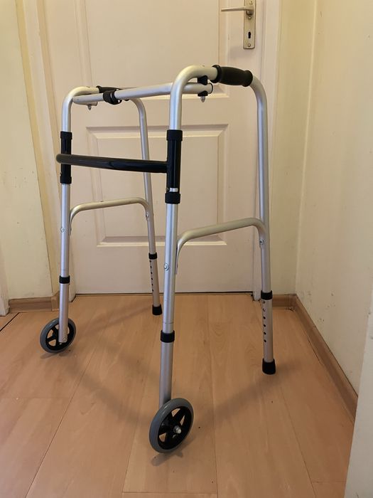 Balkonik AR-003 – jak nowy!