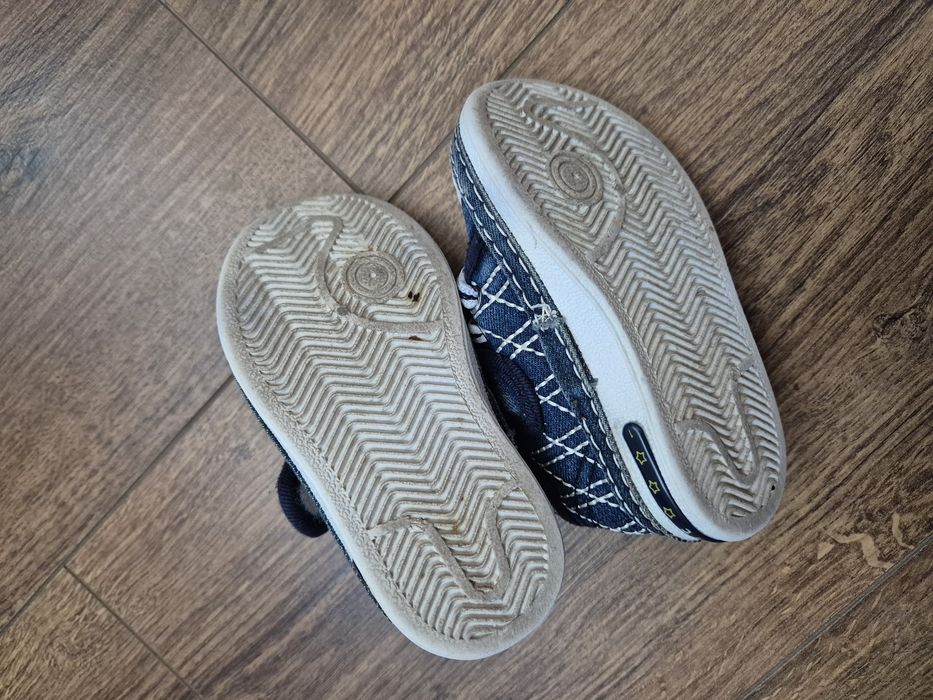 Buty niechodki dla dziecka Walky 
Rozmiar 19