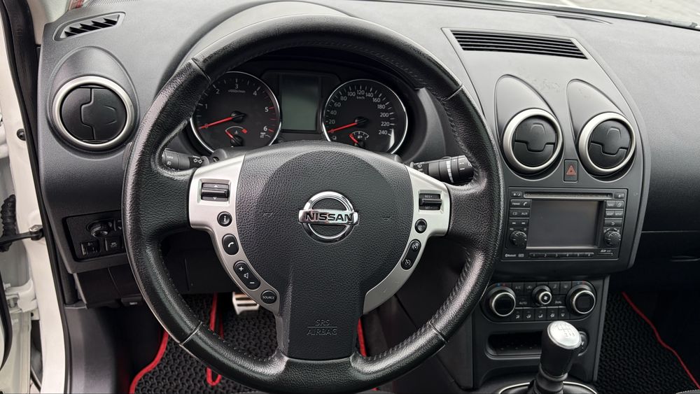 Nissan Qashqai TEKNA 1.6 дизель