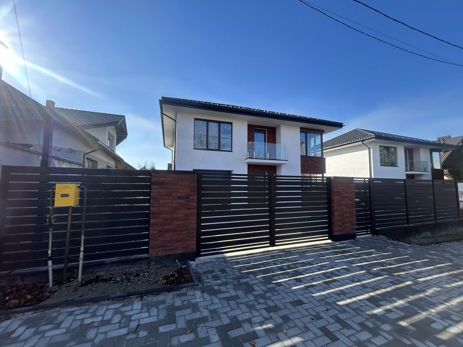 Продаж СУЧАСНОГО  ОСОБНЯКА  з ГАРАЖЕМ  та власною ділянкою 5 соток