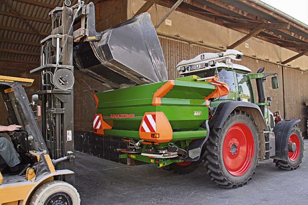 Stelaż z plandeką do rozsiewacza AMAZONE ZA-M ZAM 290x120 L1000 L2000