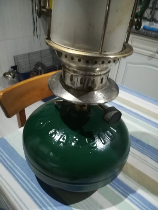 Candeeiro antigo a gaz