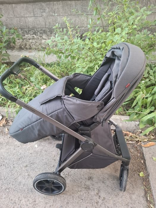 Carrello Ultra прогулянковий візочок