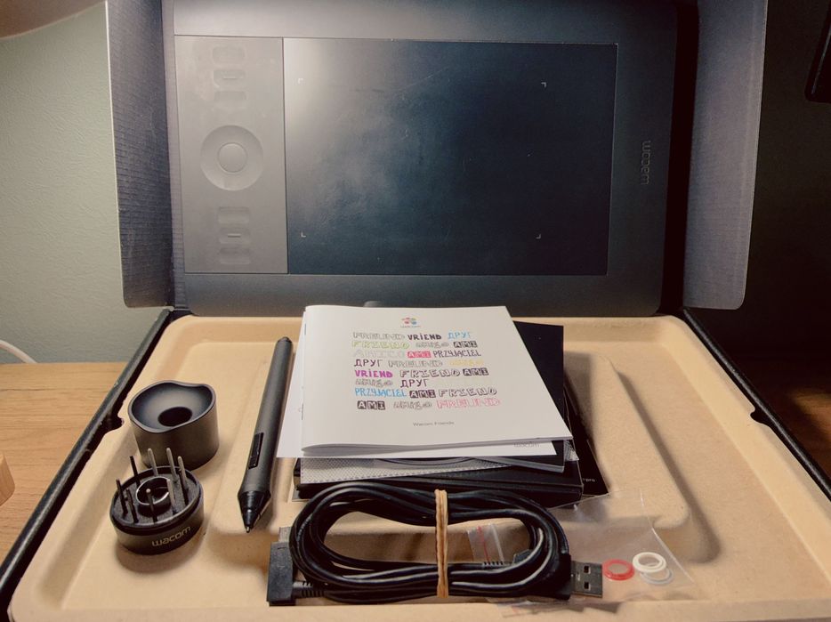 Графічний планшет Wacom Intuos Pro Small  PTH 451 RUPL