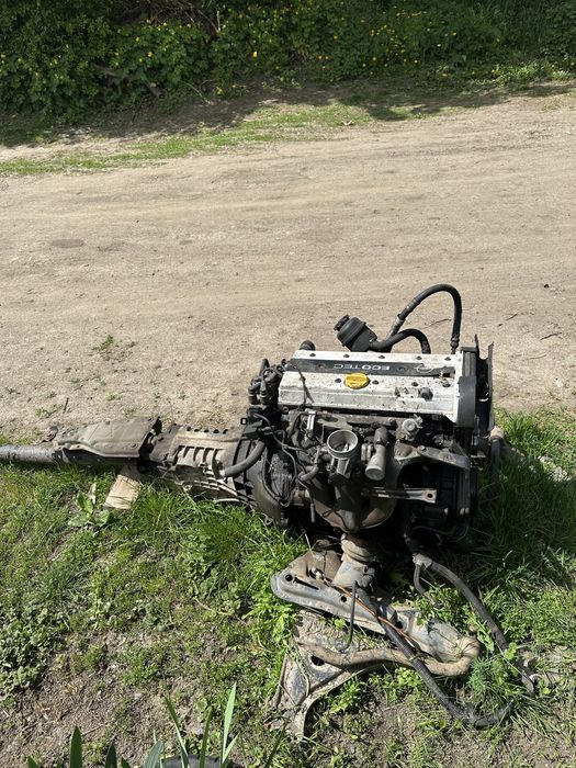 Запчастини до Опель Омега Б 2.0 х20xev