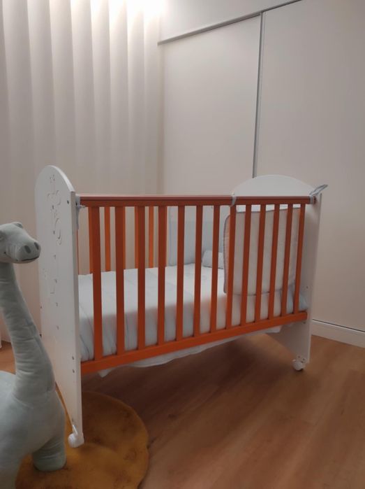 Berço como novo "modelo girafa"