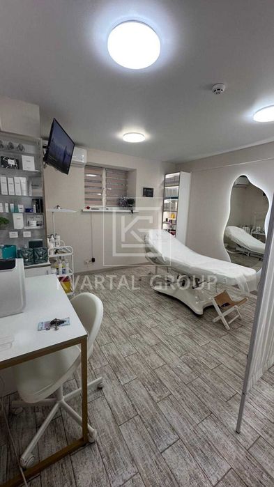 Комерція з ремонтом під Ваш бізнес