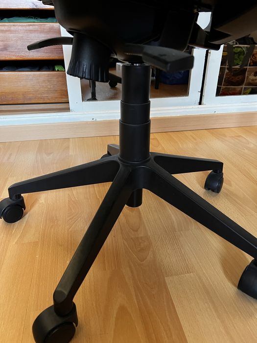 Cadeira rotativa de escritorio