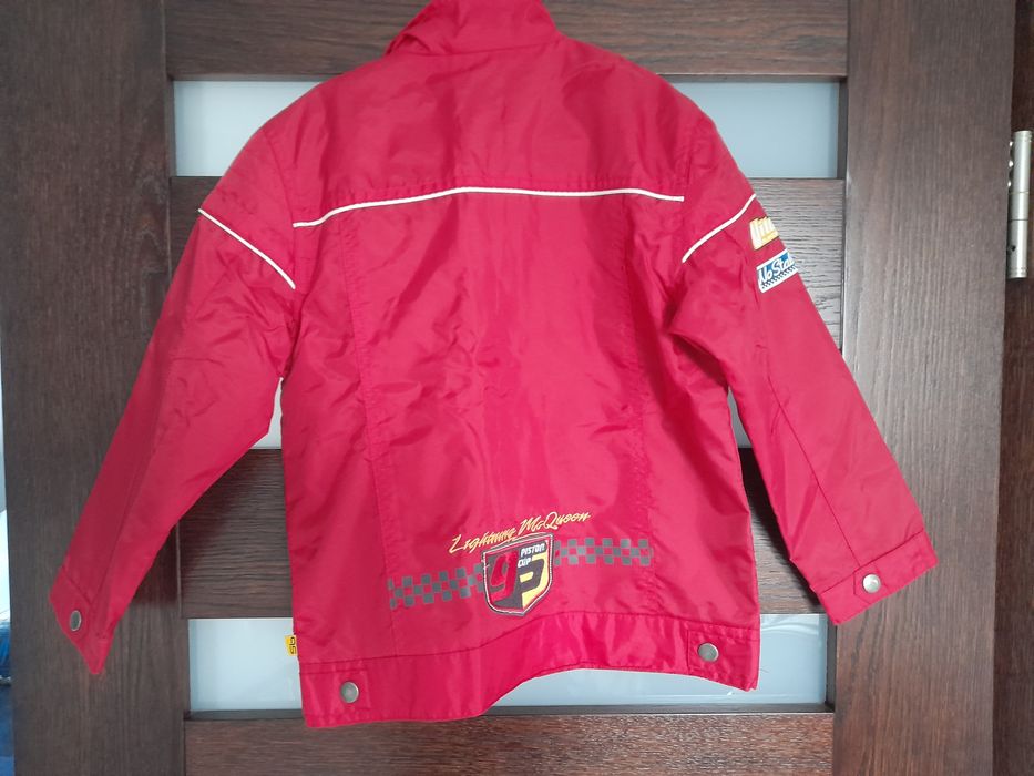 Używana kurtka wiatrowa
