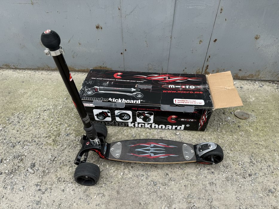 Самокат Micro Kickboard Monster