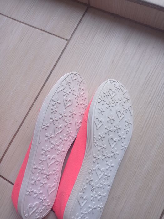 Tenisówki damskie 39