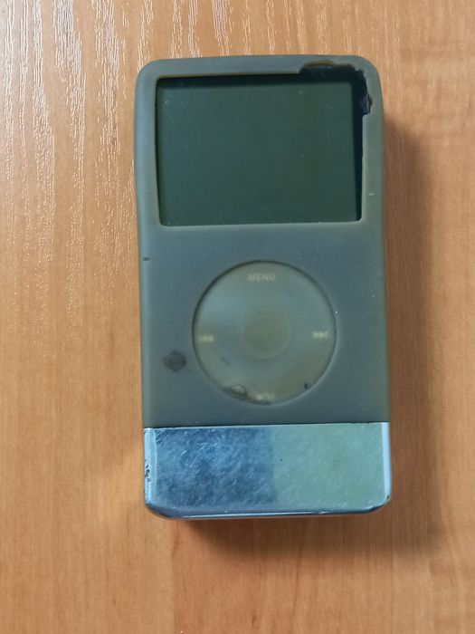 Плеер Ipod classic 80GB ÷ дополнительный чехол-аккумулятор