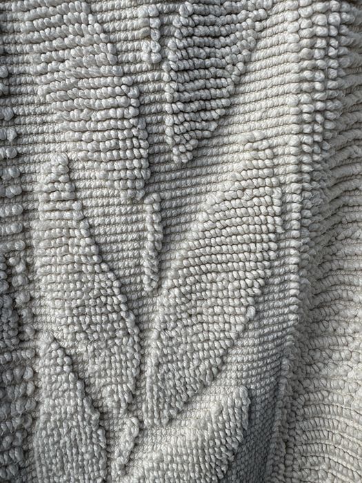 Colcha com brazao perola