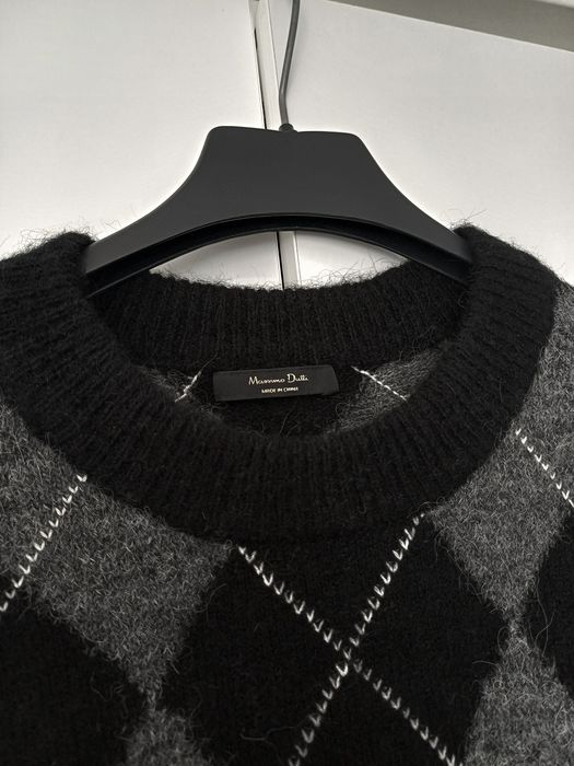 Massimo Dutti wełniany sweter damski w romby czarny szary wełna alpaka viral