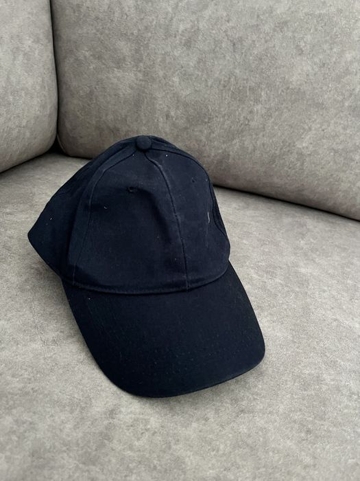 Czapka z daszkiem regulowana granatowa Boomerang