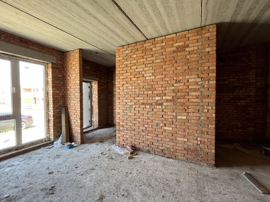 Продаж 2 поверхових таунхаусів. Без комісії для покупця.