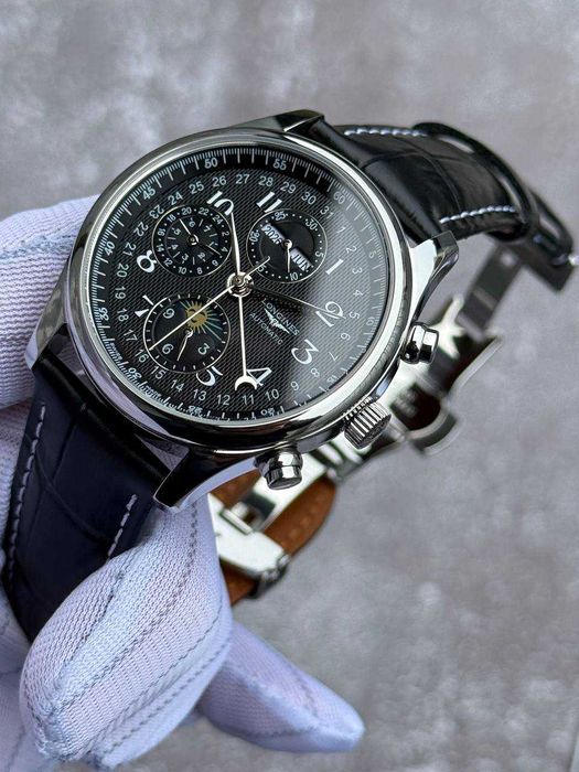 Швейцарские механические часы Longines Collection Moonphases