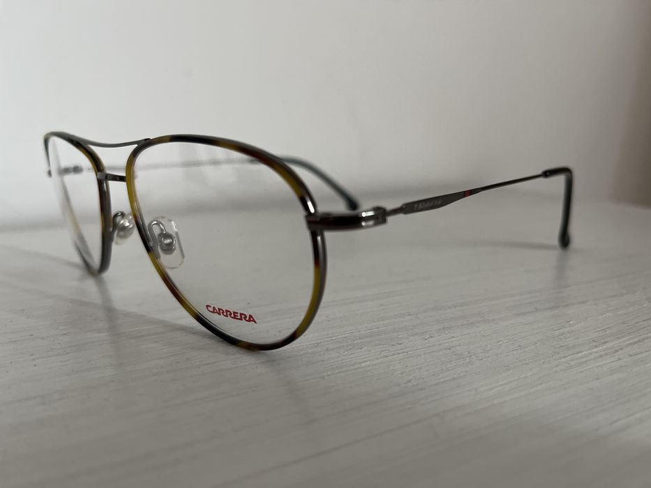 Oprawki marki Carrera