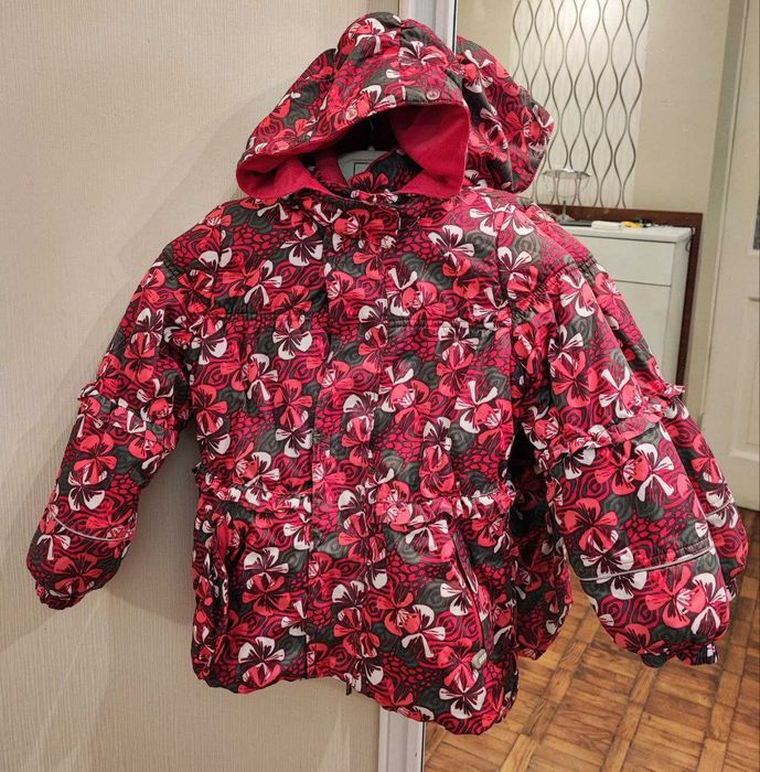 Теплый зимний комбинезон на 5-7 лет