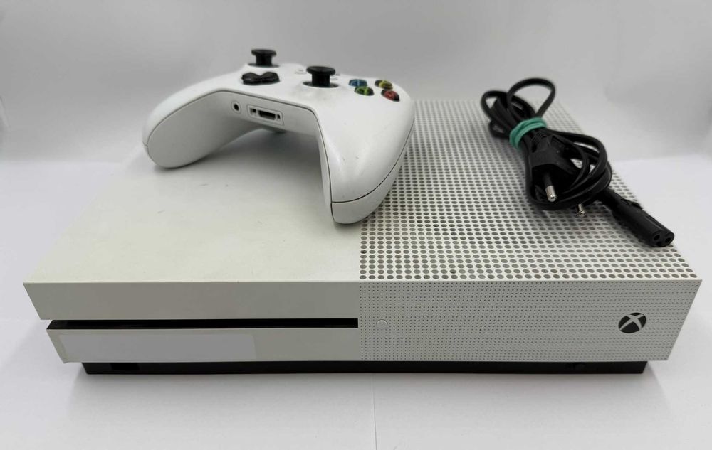 KONSOLA XBOX ONE S 500GB + PAD KABEL od Loombard Jarocin Śródmiejska 22