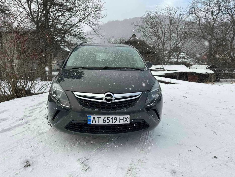 Opel Zafira Tourer 2015