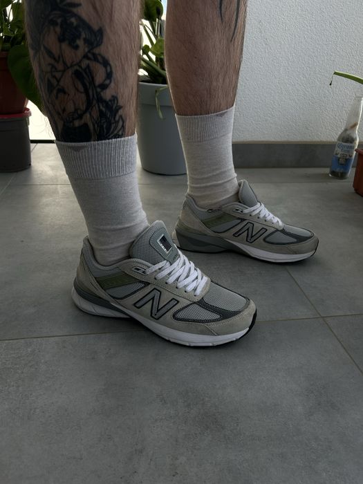 New Balance 990v5
