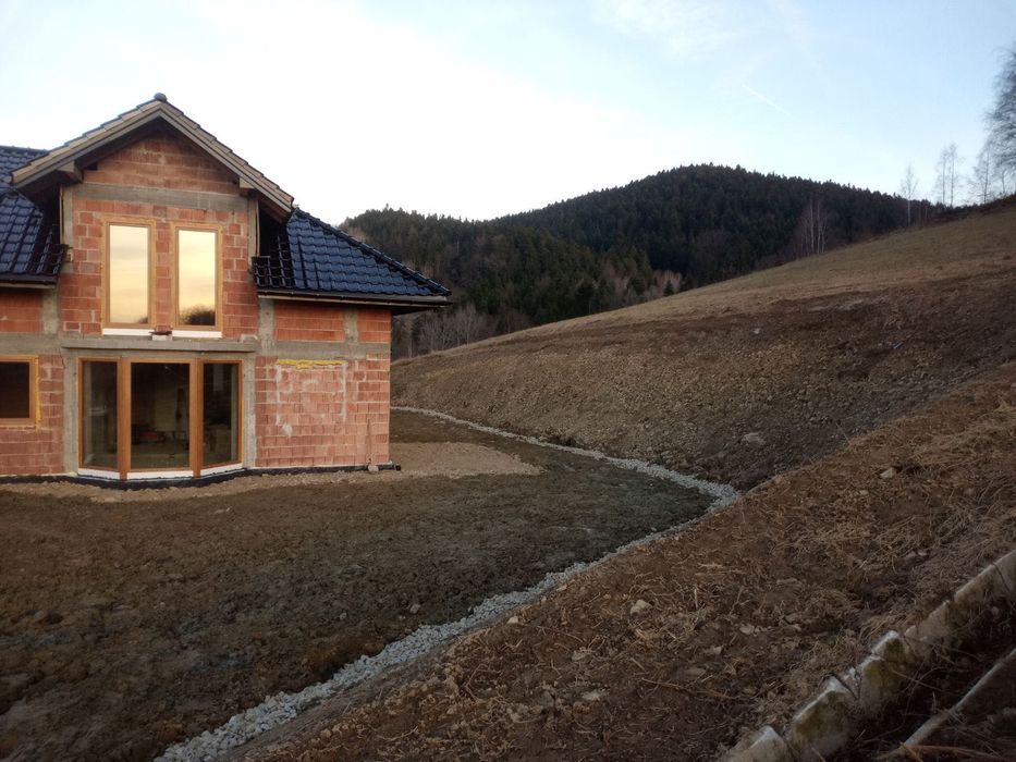 Roboty ziemne, rozbiórki, wyburzenia