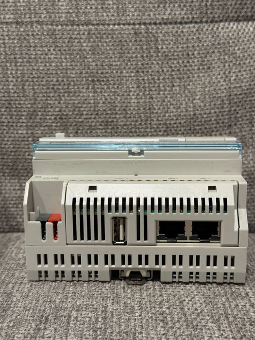 Serwer wizualizacyjny KNX e/s domovea expert  TJA470