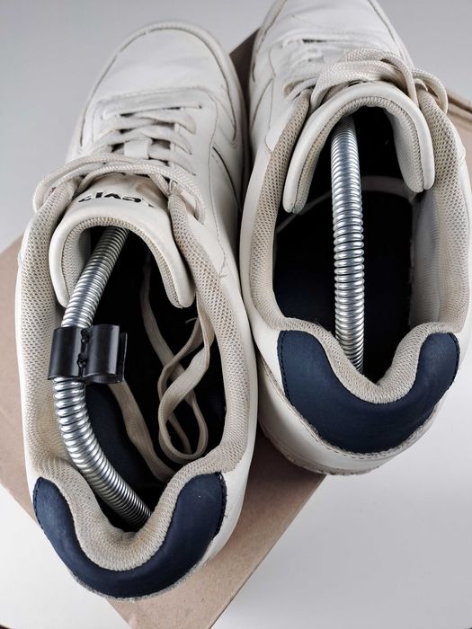 Białe męskie sneakersy/trampki Levi's Liam r. 45 ( 28 cm)A89