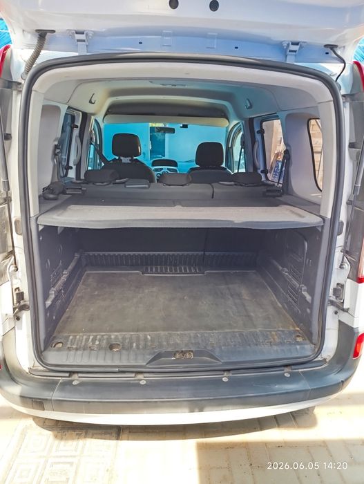 продам авто Renault Kangoo 2016 г.Чистый пассажир.пробег 189 км.