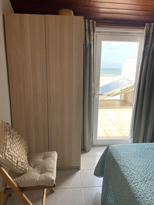 Estudio T1 para maximo de 3 pessoas, mobilado, terraço e vista, na Ericeira