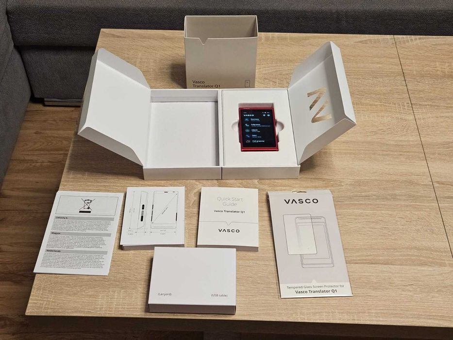 Tłumacz elektroniczny Vasco Q1 + szyba ochronna gratis.