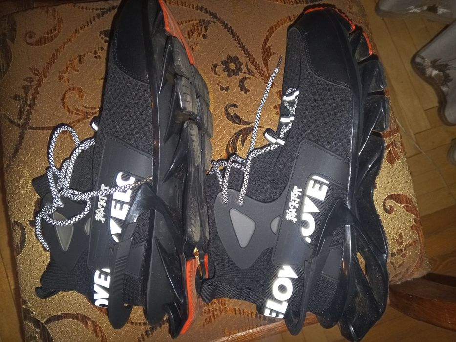 Кросівки спортивні трактор нові