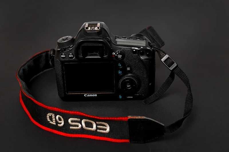 Aparat Canon EOS 6D + obiektyw Canon EF 24-105 L f4
